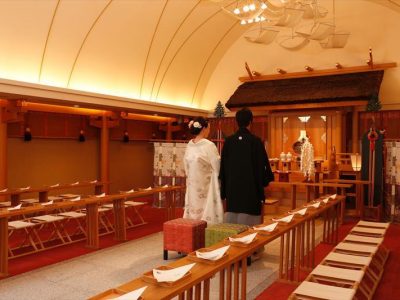 家族婚にぴったりの神殿挙式と祝宴