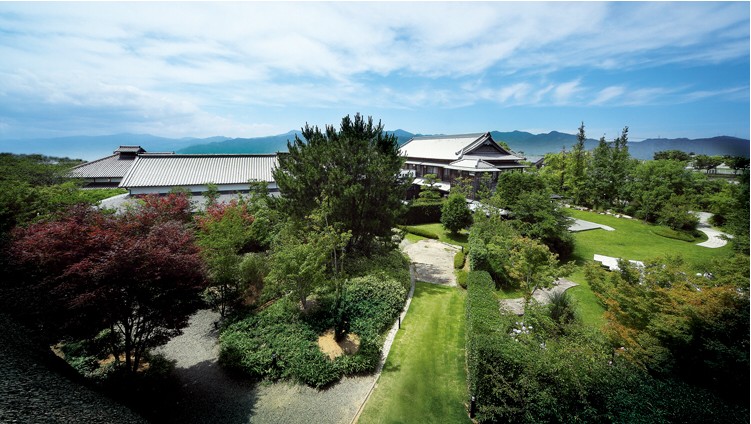 江戸初期から大正、そして現代まで日本のこころを伝える3つの邸宅と庭園で