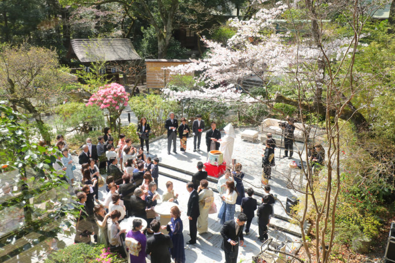 豊かな自然に包まれた小田原城址公園内に鎮座する報徳二宮神社