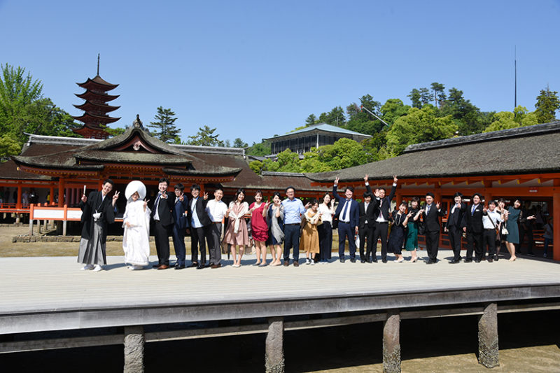 世界遺産 厳島神社 で神前挙式 島内カフェで披露パーティ 日本の結婚式