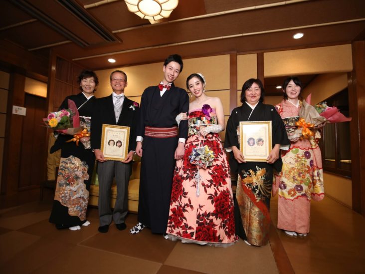 神前式 神社結婚式でかなえる理想の和婚 日本の結婚式