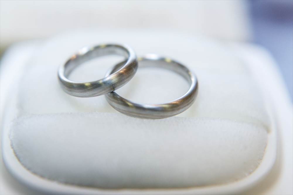 結婚指輪にも和の意匠
