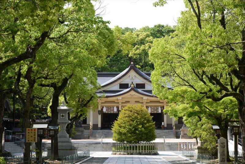 湊川神社 楠公会館