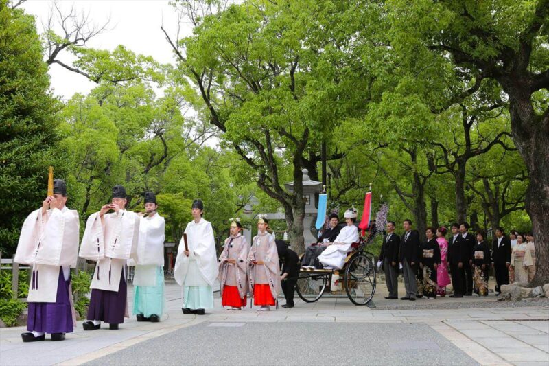 湊川神社 楠公会館　人力車参進
