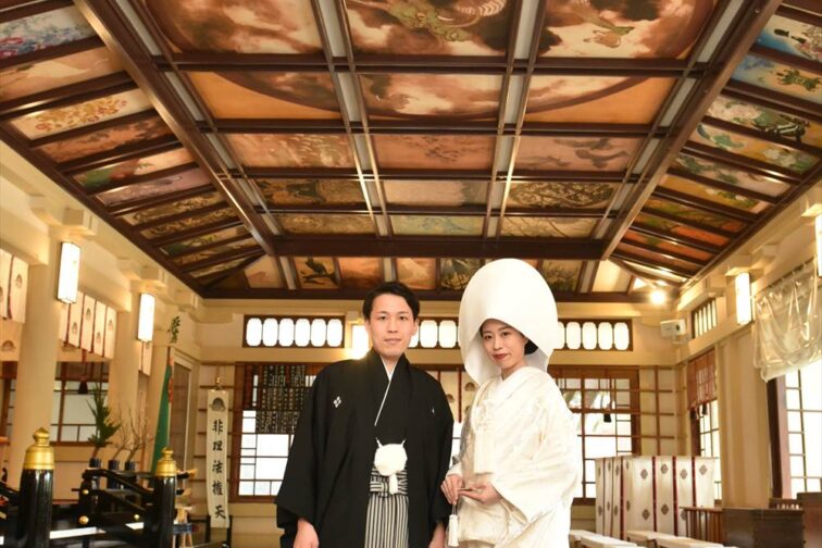 【湊川神社　楠公会館】初宮参からずっとご縁のある神社で花嫁になる幸せ