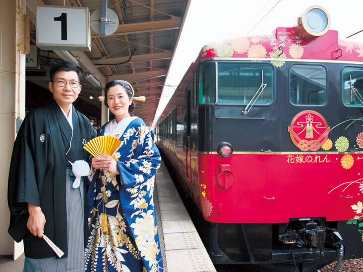 新婦母の想いを叶え 「花嫁のれん号」で結婚式へ