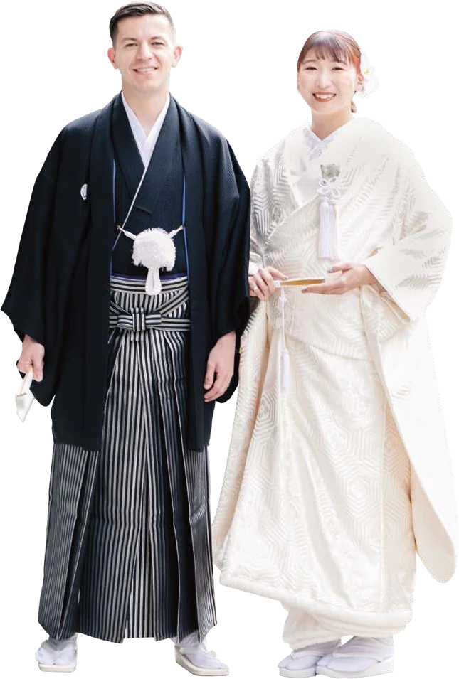 和装姿のアレックスさんと莉加子さん