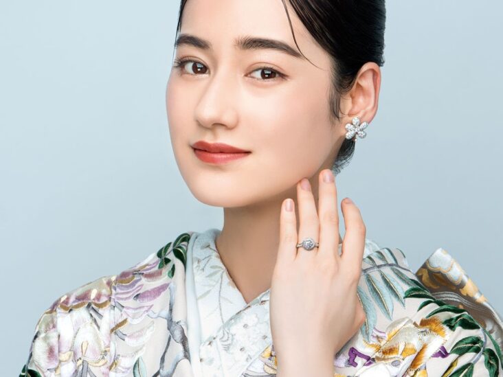 銀座ダイヤモンドシライシ｜花嫁の幸せに永遠に寄り添う気品と輝き、きものとダイヤモンド