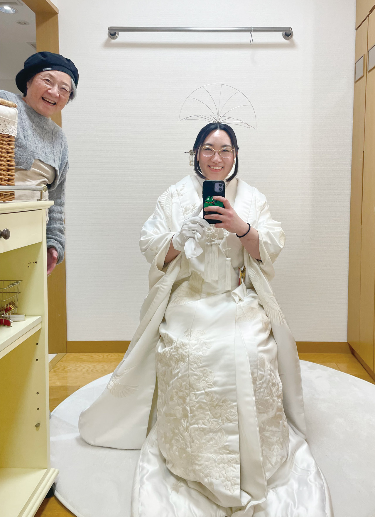 マヌさん × 知子さん／衣裳選び