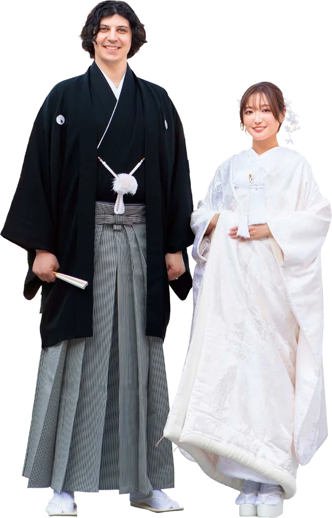 和装姿のニコラスさんと春香さん