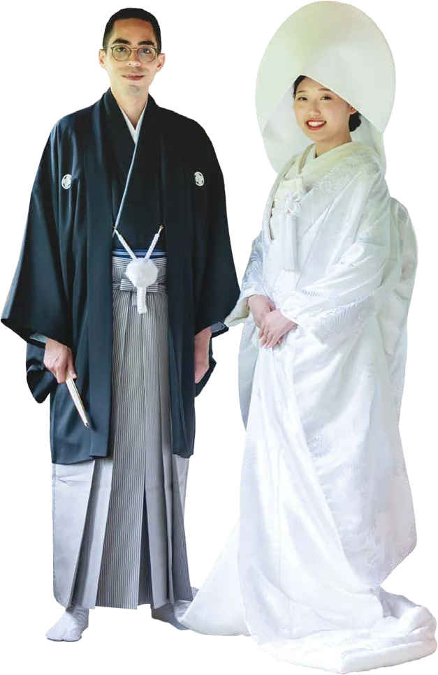 和装姿のリカルドさんと千春さん