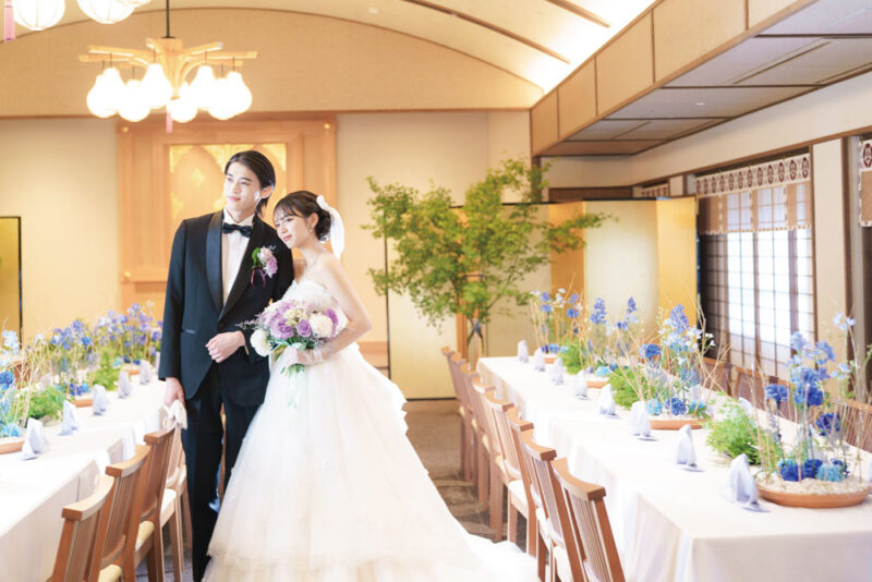 和の趣とモダンな美しさが調和する祝宴会場